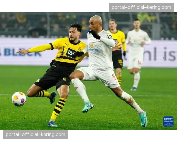 半场战报：多特蒙德围攻未果，美因茨05低位防线保持零封